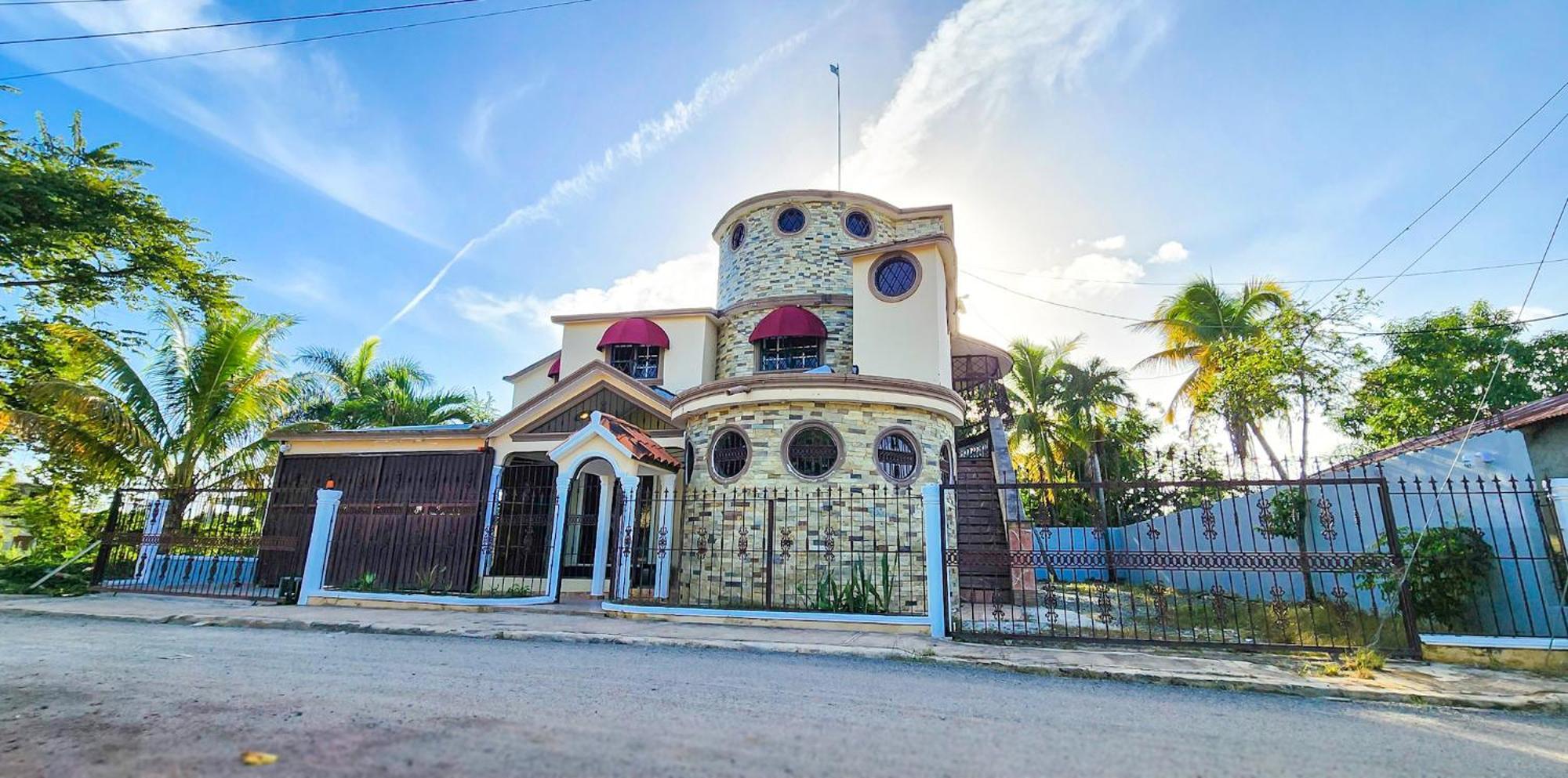 Casa Grande Lujosa Villa Bayaguana Exteriör bild