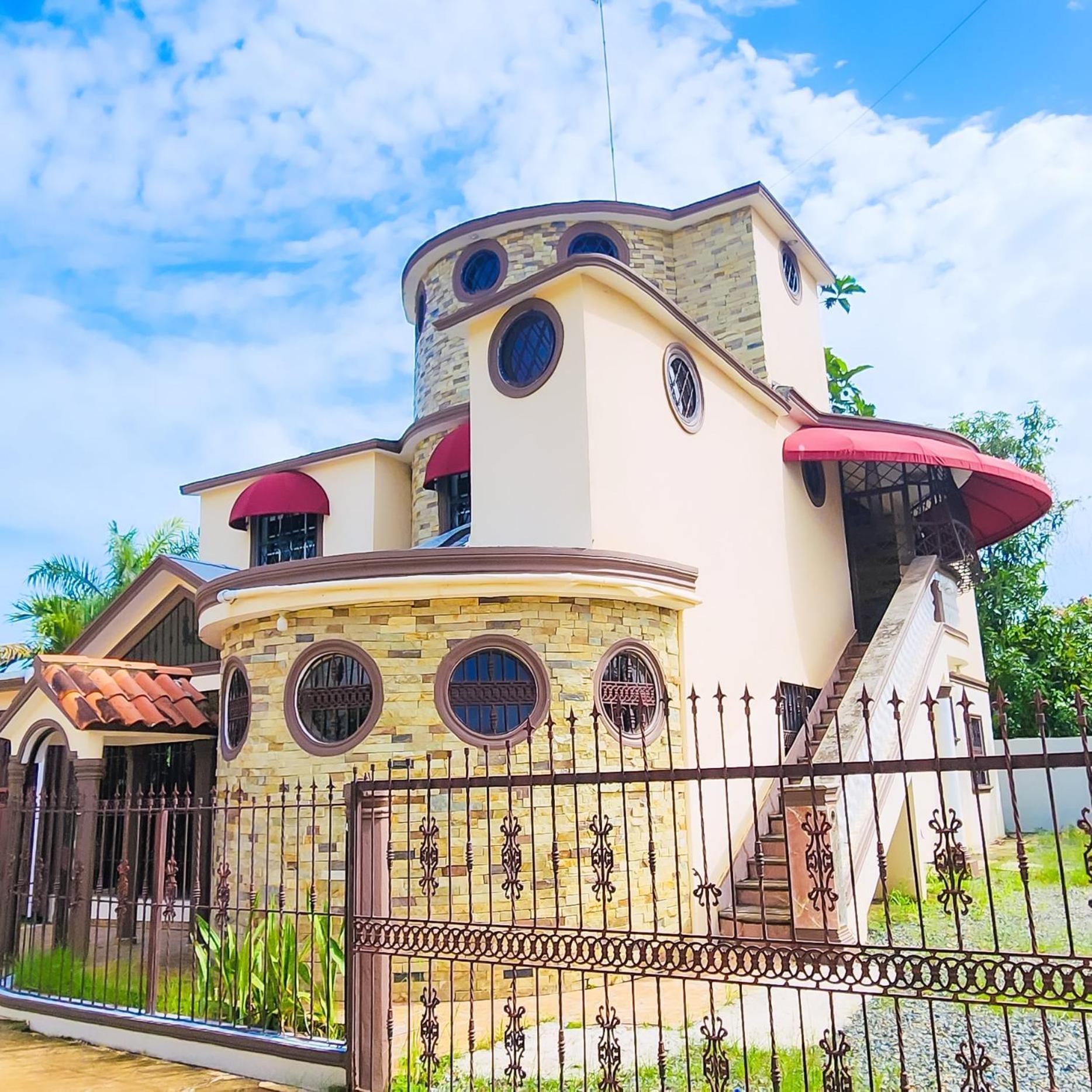 Casa Grande Lujosa Villa Bayaguana Exteriör bild